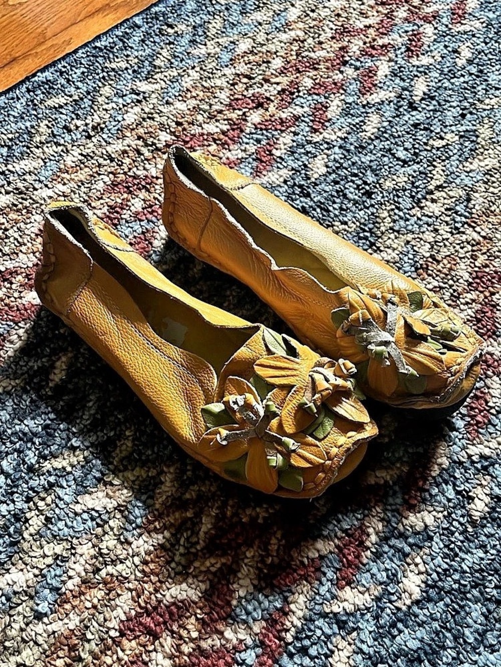Vintage L'Artiste by Spring Step Dezi Floral Yellow Moccasin Flats
